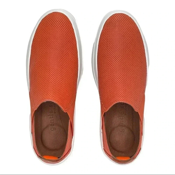 Gentle Souls by Kenneth Cole Rosette Orange Leather Slip-On Womens Sneakers - Picture 6 of 16